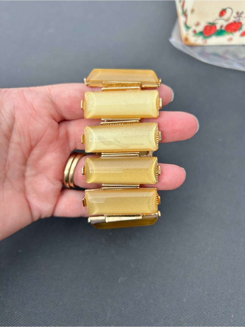 5/$25 Gold-Tone Retro Stretch Bracelet